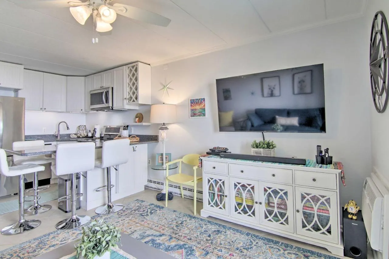Condo Retreat With Balcony On Ocean City Beach! Apartment